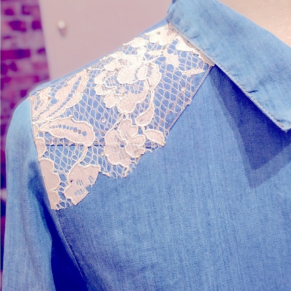 🆕 SCUSI - Denim-look Tunic - Lace Shoulders - Size M 🌺🌺🌺 - Picture 10 of 15